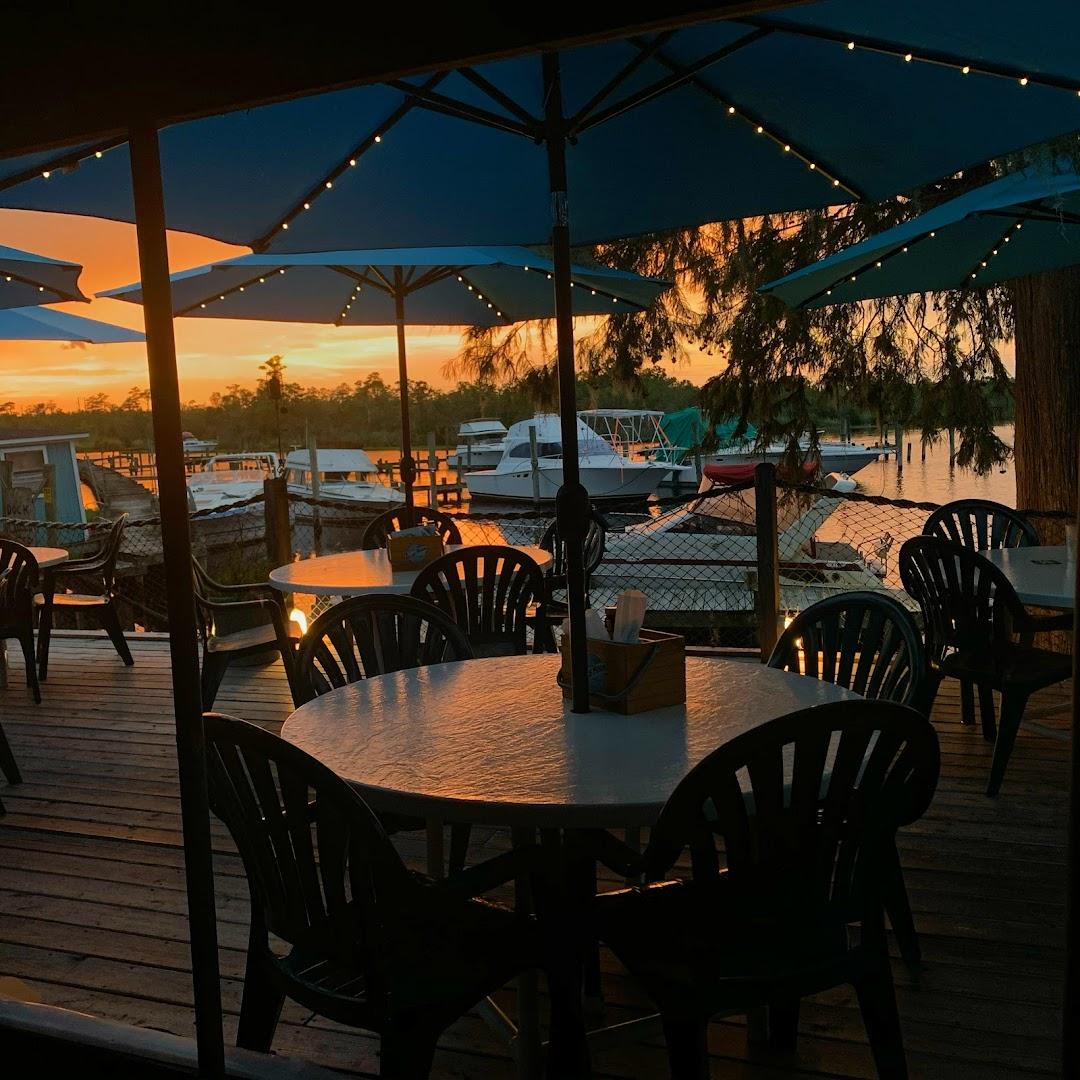 Capt. Bob Beck's Marina Cafe